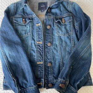 GapKids girls Jean jacket. Size Large. Excellent condition!